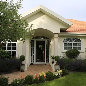 Olive House Bed & Breakfast Christchurch