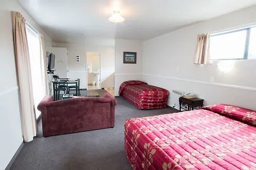 Pohutu Lodge Motel Rotorua New Zealand